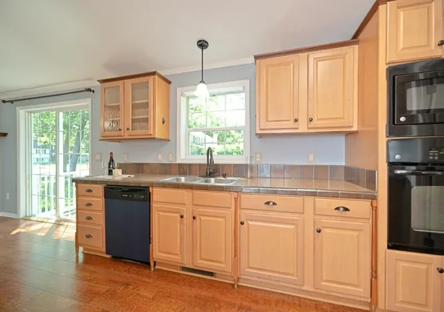 Photo 3 of Manufactured home for sale at 90 Alison Dr, Seabrook, NH 03874 | MLS# 5103570 | Listing updated on 2026-08-05