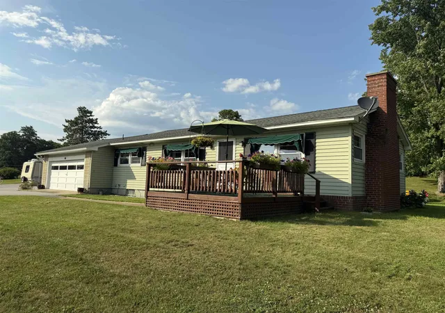 Photo 3 of Single family home for sale at 172 Pinewoods Rd, Pittsford, VT 05763 | MLS# 5103574 | Listing updated on 2026-09-13