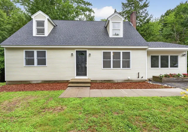 3rd image of 9 Skyline Dr, Jaffrey, NH 03452 | MLS# 5103583