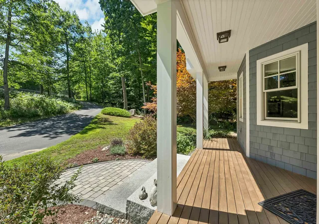 3rd image of 16 Crosswinds Dr, Moultonborough, NH 03254 | MLS# 5103592