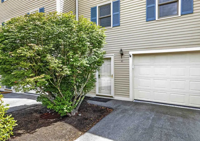 2nd image of 61 Fords Landing Dr, Dover, NH 03820 | MLS# 5103599