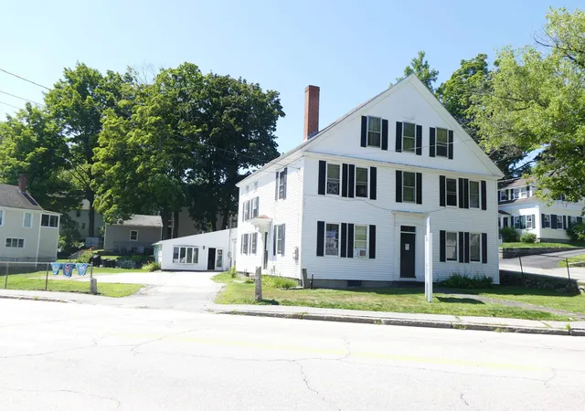 21st image of 125 127 Nashua St, Milford, NH 03055 | MLS# 5103605