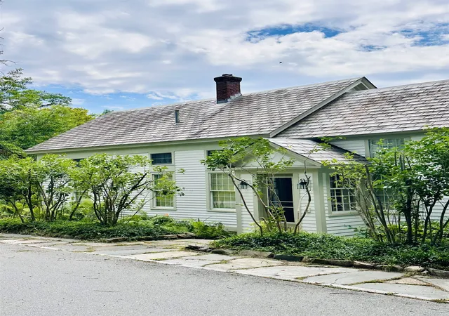 Photo 2 of Single family home for sale at 7 Cross St, Newfane, VT 05345 | MLS# 5103610 | Listing updated on 2026-08-06