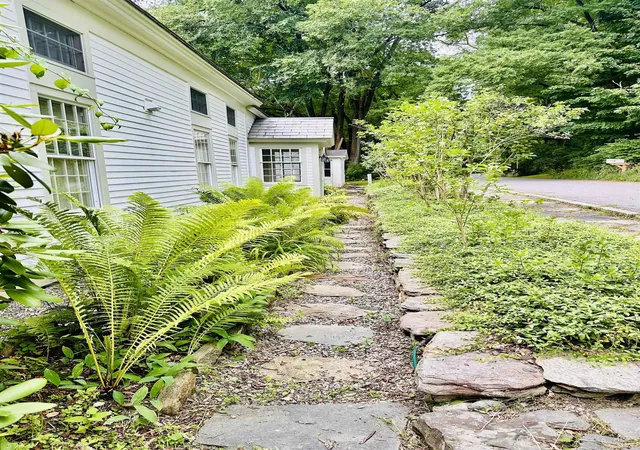 Photo 3 of Single family home for sale at 7 Cross St, Newfane, VT 05345 | MLS# 5103610 | Listing updated on 2026-08-06