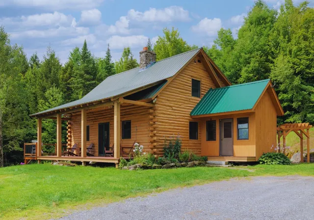 Photo 1 of Single family home for sale at 3220 Stagecoach Rd, Morrisville, VT 05661 | MLS# 5103618 | Listing updated on 2026-08-06