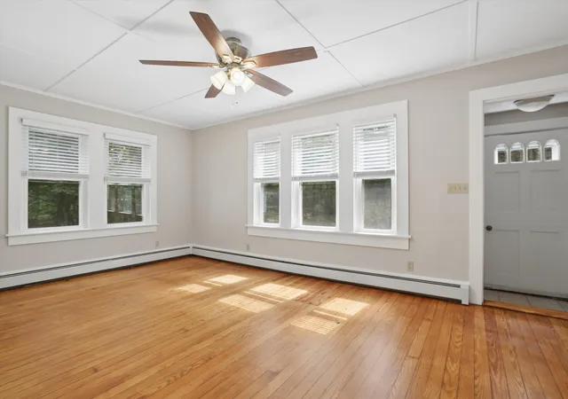 Photo 4 of Single family home for sale at 94 Old Amherst Rd, Mont Vernon, NH 03057 | MLS# 5103639 | Listing updated on 2026-10-06