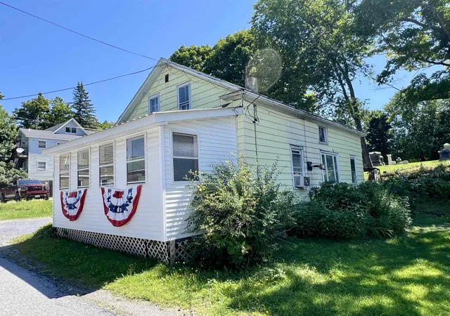 Photo 2 of Single family home for sale at 6 Church St, Wilmington, VT 05363 | MLS# 5103642 | Listing updated on 2026-08-06