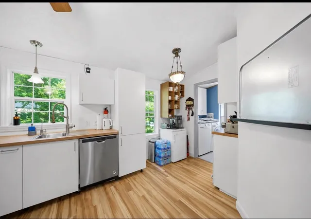 Photo 3 of Manufactured home for sale at 6 Marilyn Dr, Allenstown, NH 03275 | MLS# 5103651 | Listing updated on 2026-09-09