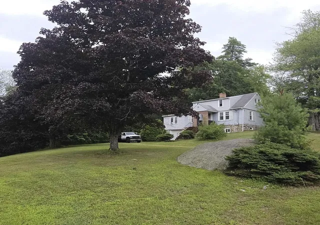 1st image of 115 Hovey Rd, Londonderry, NH 03053 | MLS# 5103672