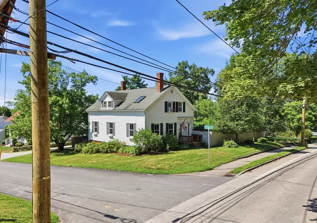 53rd image of 45 Oak St, Dover, NH 03820 | MLS# 5103678