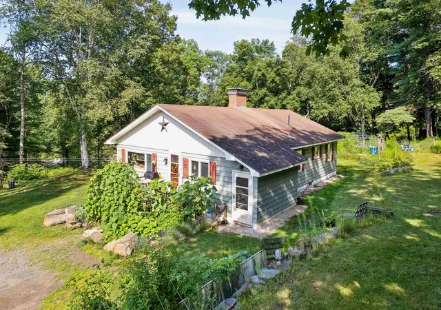 Photo 3 of Single family home for sale at 2114 Vt Rte 12, Barnard, VT 05031 | MLS# 5103684 | Listing updated on 2026-09-11