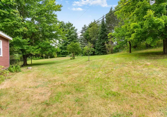 Photo 4 of Single family home for sale at 207 Lee River Rd, Jericho, VT 05465 | MLS# 5103705 | Listing updated on 2026-09-03