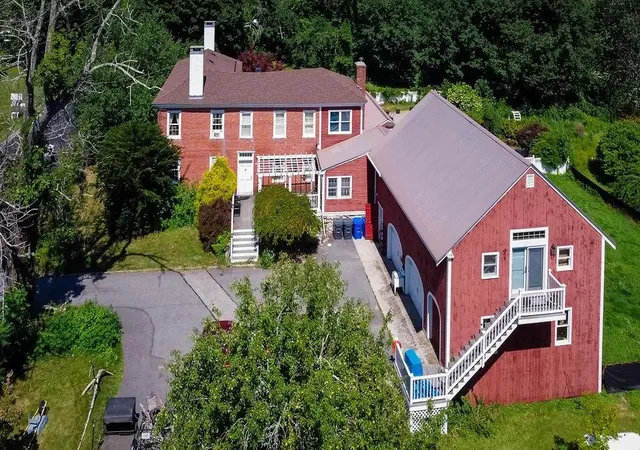 Photo 1 of Single family home for sale at 349 Main St, Hampstead, NH 03841 | MLS# 5103707 | Listing updated on 2026-08-28