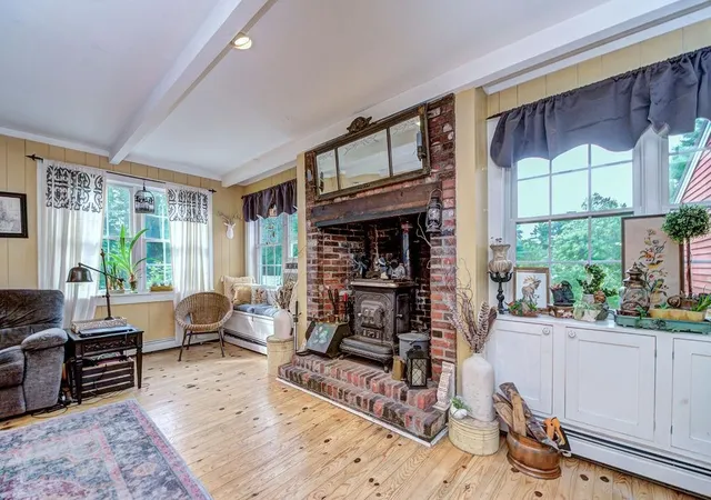 Photo 3 of Single family home for sale at 349 Main St, Hampstead, NH 03841 | MLS# 5103707 | Listing updated on 2026-08-28