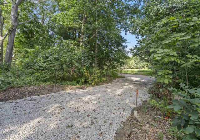 2nd image of 358 Newington Rd, Newington, NH 03801 | MLS# 5103708