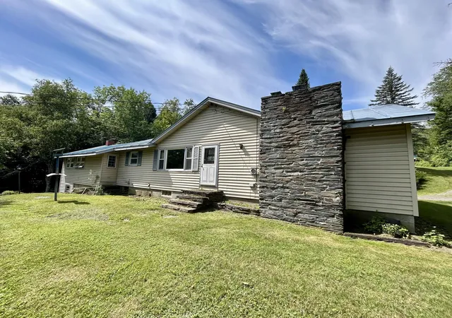 Photo 3 of Single family home for sale at 854 Vermont Route 12 South, Randolph, VT 05060 | MLS# 5103714 | Listing updated on 2026-09-08