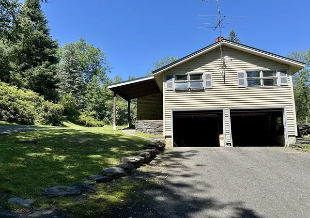 Photo 4 of Single family home for sale at 854 Vermont Route 12 South, Randolph, VT 05060 | MLS# 5103714 | Listing updated on 2026-09-08