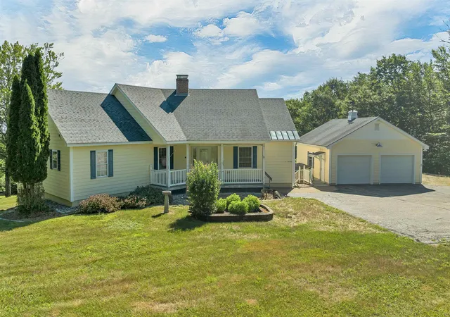 1st image of 25 Upper Trask Mountain Road Road, Wolfeboro, NH 03894 | MLS# 5103732
