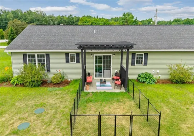 Photo 3 of Single family home for sale at 38 Boone Dr, Highgate Center, VT 05459 | MLS# 5103757 | Listing updated on 2026-09-17