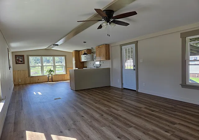 35th image of 15 Cedar St, Colebrook, NH 03576 | MLS# 5103758