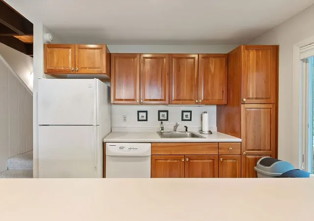 Photo 3 of Condo for sale at 91 Fairway Dr, Sunapee, NH 03782 | MLS# 5103779 | Listing updated on 2026-09-23
