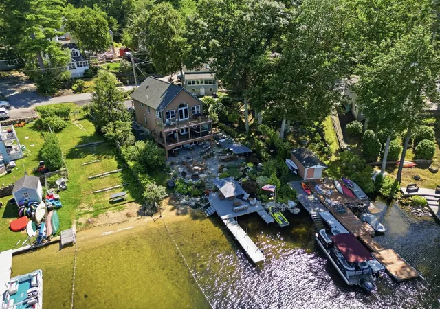 Photo 4 of Single family home for sale at 15 Stickney Rd, Atkinson, NH 03811 | MLS# 5103781 | Listing updated on 2026-08-29