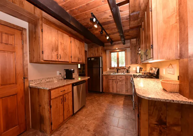 Photo 3 of Single family home for sale at 2 Little Loop Rd, Madison, NH 03849 | MLS# 5103787 | Listing updated on 2026-09-09