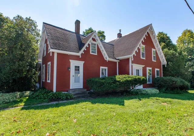Photo 2 of Single family home for sale at 1402 Alburg Springs Rd, Alburgh, VT 05440 | MLS# 5103795 | Listing updated on 2026-09-17