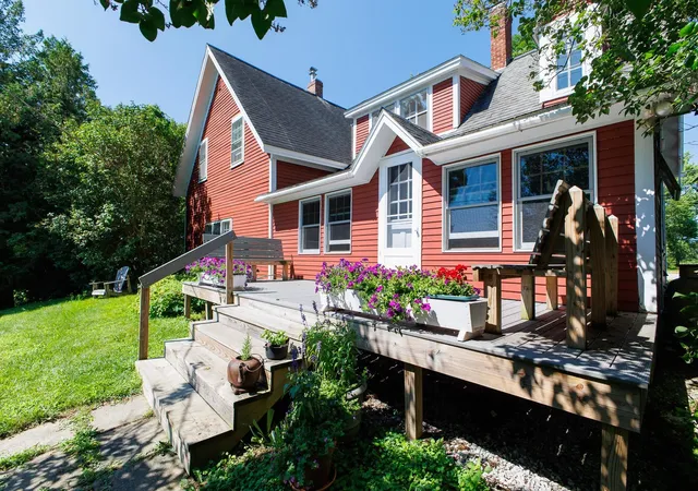 Photo 4 of Single family home for sale at 1402 Alburg Springs Rd, Alburgh, VT 05440 | MLS# 5103795 | Listing updated on 2026-09-17