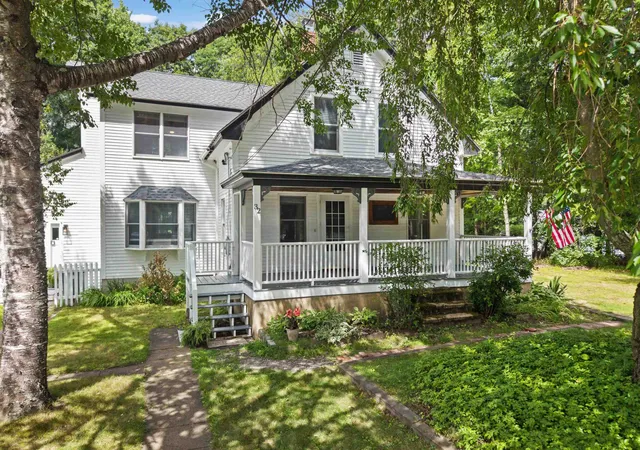 Photo 3 of Sale Pending at 32 Alice Ave, Hooksett, NH 03106 | MLS# 5103797 | Listing updated on 2026-09-16