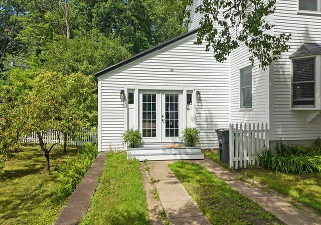 Photo 3 of Sale Pending at 32 Alice Ave, Hooksett, NH 03106 | MLS# 5103797 | Listing updated on 2026-09-16