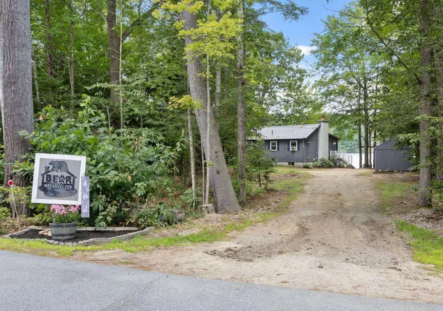 Photo 2 of Single family home for sale at 162 Varney Rd, Center Barnstead, NH 03225 | MLS# 5103809 | Listing updated on 2026-09-09