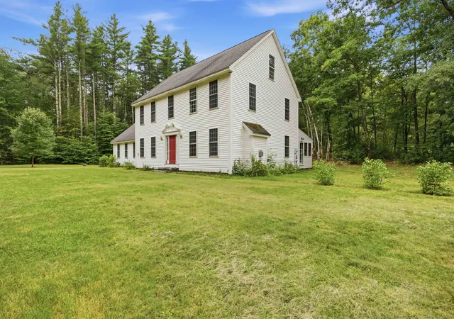 Photo 2 of Single family home for sale at 83 Ferson Rd, Francestown, NH 03043 | MLS# 5103810 | Listing updated on 2026-08-06