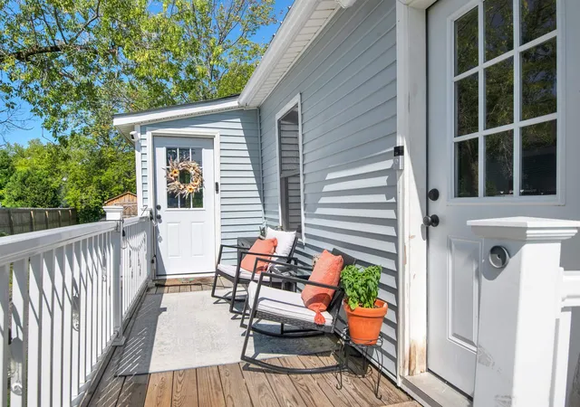 Photo 3 of Single family home for sale at 9 Pearl Ave, Saint Albans, VT 05478 | MLS# 5103813 | Listing updated on 2026-09-22