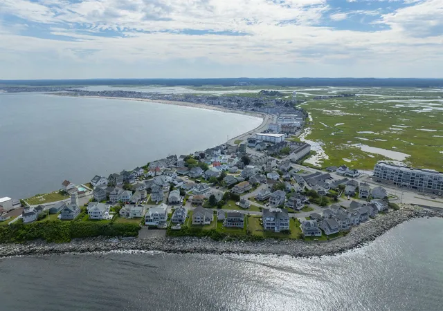 2nd image of 23 Boar's Head Ter, Hampton, NH 03842 | MLS# 5103822