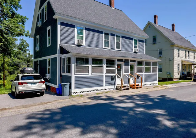 Photo 3 of Townhouse for sale at 3 Bye St, Concord, NH 03303 | MLS# 5103827 | Listing updated on 2026-10-08