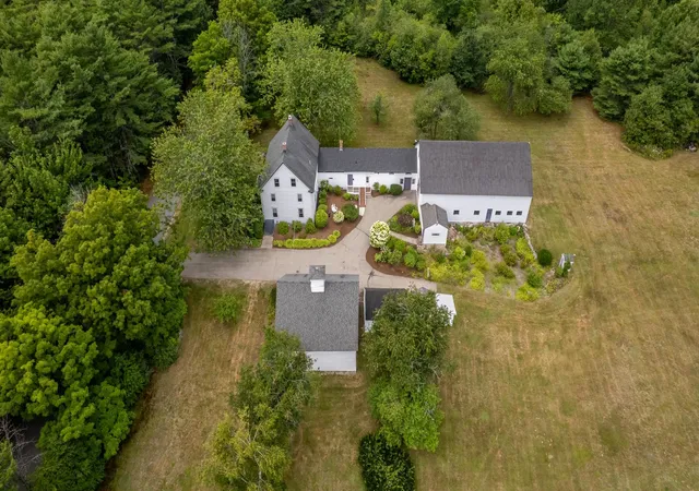 4th image of 84 Clark Rd, Brookfield, NH 03872 | MLS# 5103831