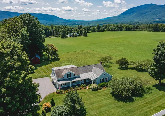 Photo 3 of Single family home for sale at 84 Overlook Rd, Dorset, VT 05253 | MLS# 5103836 | Listing updated on 2026-09-09