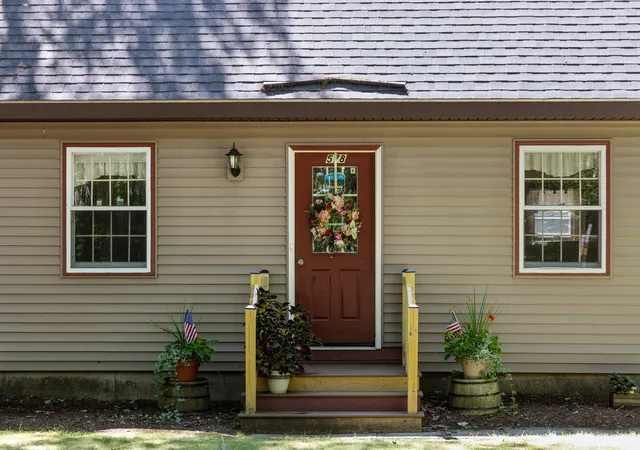 Photo 4 of Single family home for sale at 578 Sunderland Woods Rd, Colchester, VT 05446 | MLS# 5103837 | Listing updated on 2026-09-01