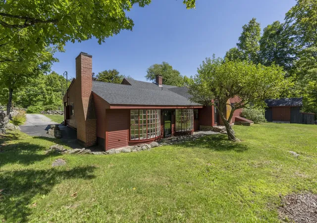 Photo 2 of Single family home for sale at 578 Center Rd, Hillsborough, NH 03244 | MLS# 5103843 | Listing updated on 2026-08-07