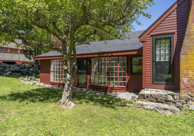 Photo 2 of Single family home for sale at 578 Center Rd, Hillsborough, NH 03244 | MLS# 5103843 | Listing updated on 2026-08-07