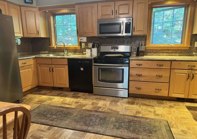 3rd image of 79 Allen Rd, Bow, NH 03304 | MLS# 5103847