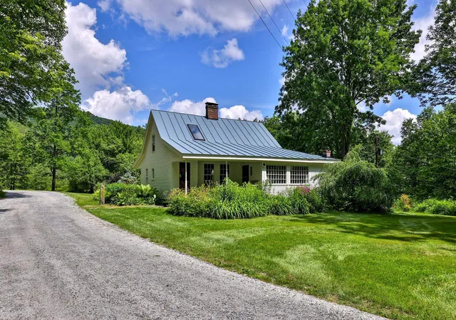 Photo 2 of Single family home for sale at 333 Childrens Camp Rd, Stockbridge, VT 05772 | MLS# 5103851 | Listing updated on 2026-08-20