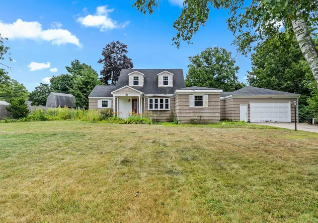 2nd image of 26 Lois St, Rochester, NH 03867 | MLS# 5103854