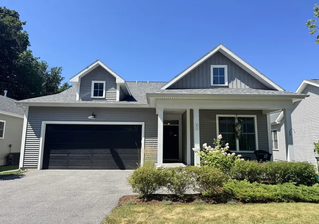 Photo 1 of Sale Pending at 82 Ledge Wy, South Burlington, VT 05403 | MLS# 5103866 | Listing updated on 2026-08-17