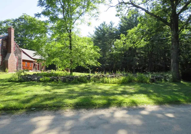 4th image of 124 Coach Rd, Bristol, NH 03222 | MLS# 5103867
