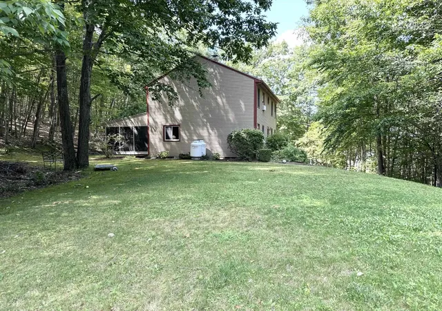 2nd image of 533 Black Brook Rd, Goffstown, NH 03045 | MLS# 5103881