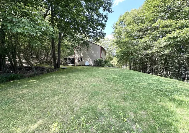 Photo 3 of Single family home for sale at 533 Black Brook Rd, Goffstown, NH 03045 | MLS# 5103881 | Listing updated on 2026-09-15