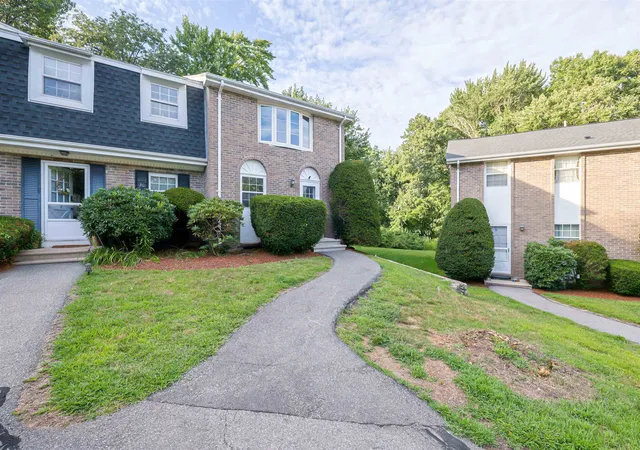 19th image of 7 Fieldstone Dr, Londonderry, NH 03053 | MLS# 5103891