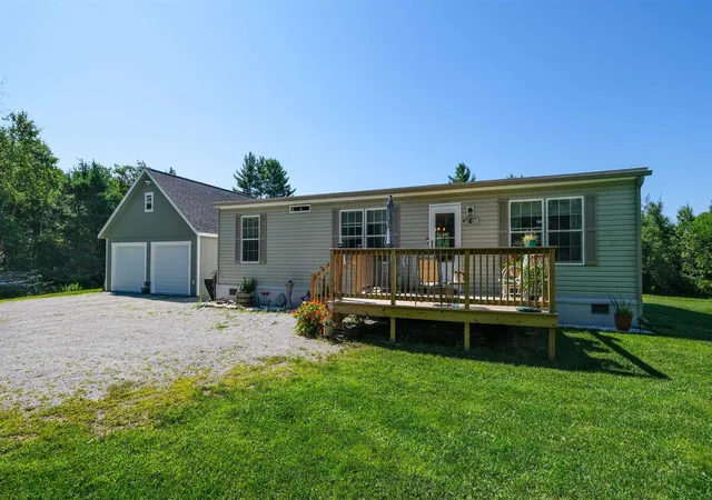 Single family home for sale at 2184 East Rd, Cavendish, VT 05142 | MLS# 5103913